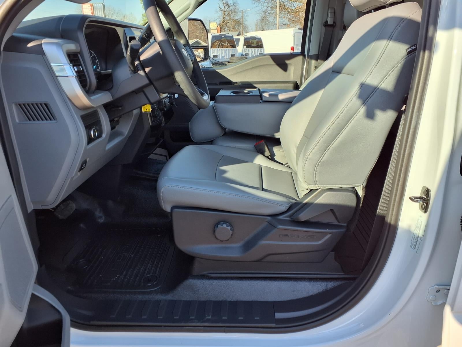 2026 Ford F-350 Super Duty XL