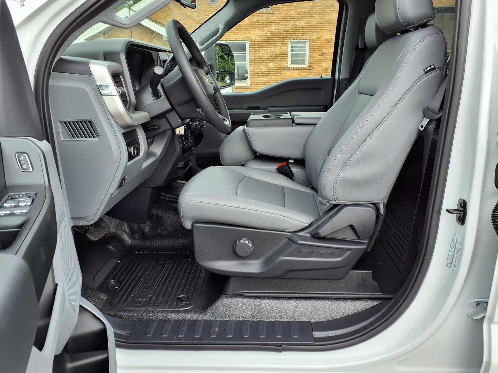 2026 Ford F-350 Super Duty XL
