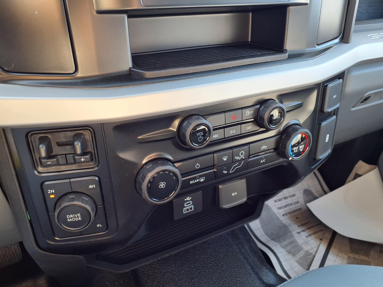 2026 Ford F-350 Super Duty XL