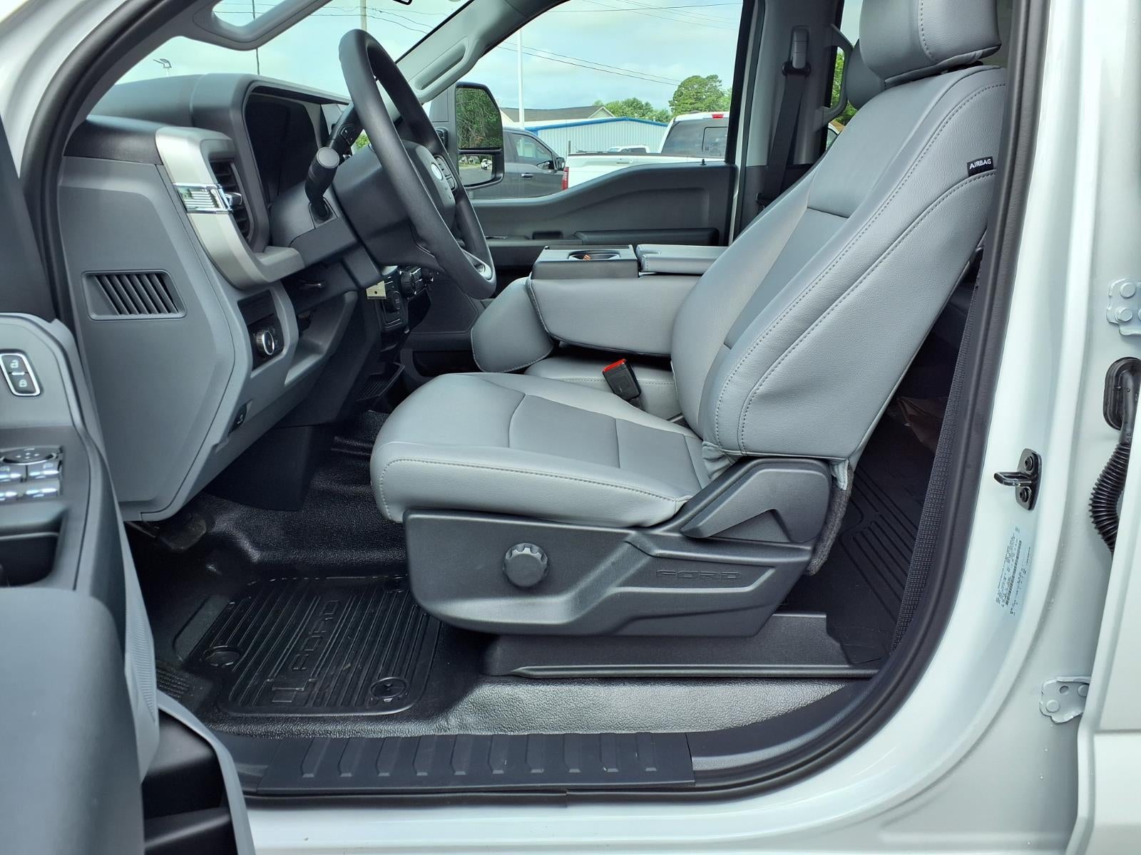 2026 Ford F-350 Super Duty XL