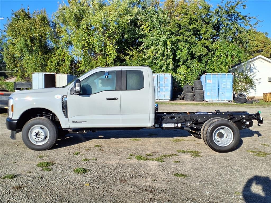 2026 Ford F-350 Super Duty XL