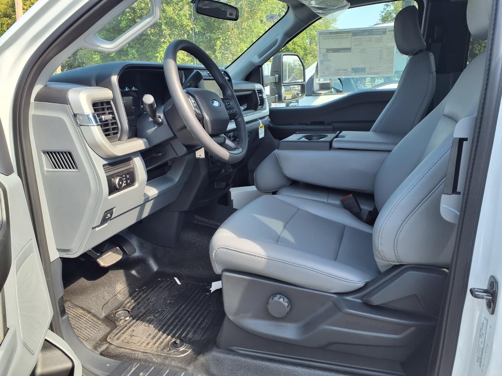 2027 Ford F-350 XL