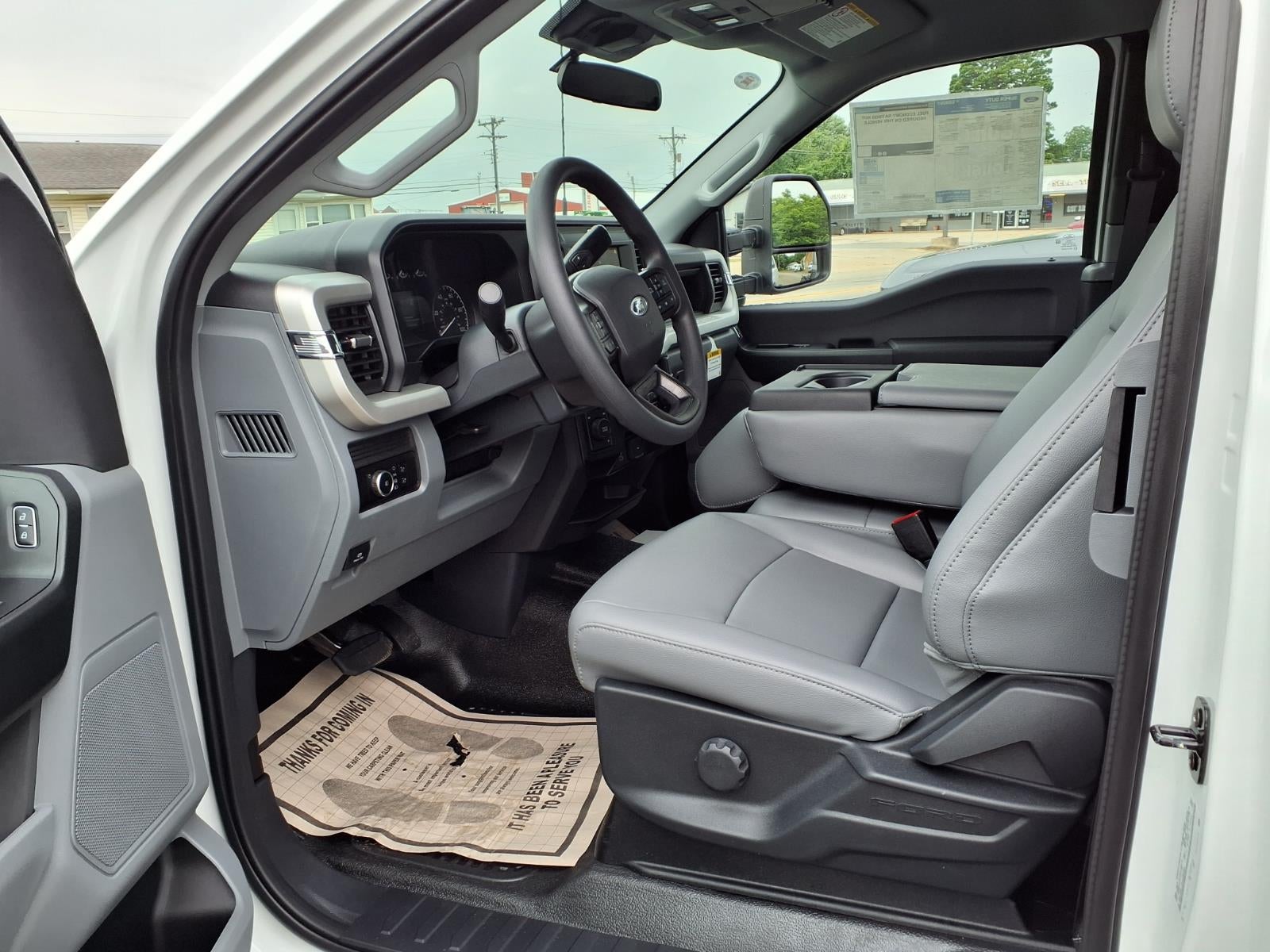 2026 Ford F-350 Super Duty XL