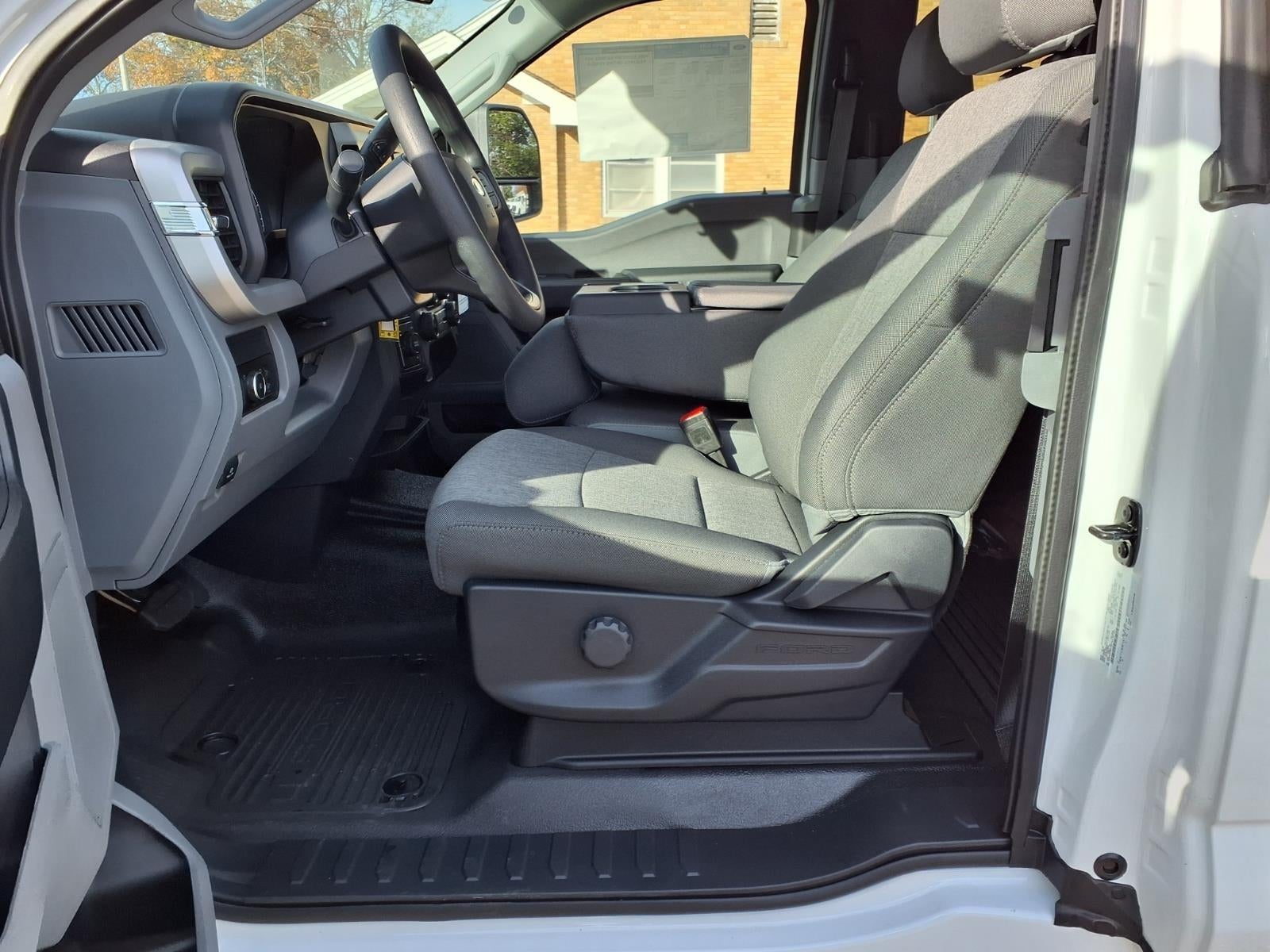 2026 Ford F-350 Super Duty XL