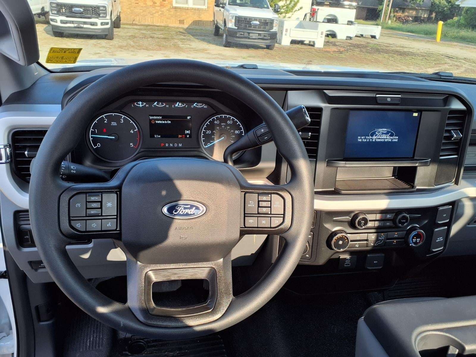 2026 Ford F-550 Chassis Cab F-550® XL