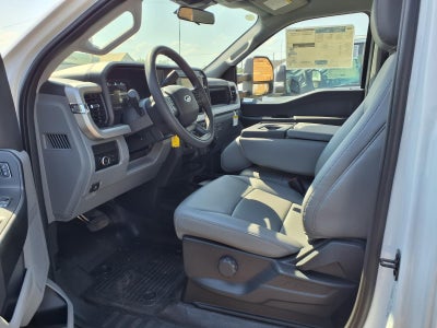 2026 Ford F-550 Chassis Cab XL