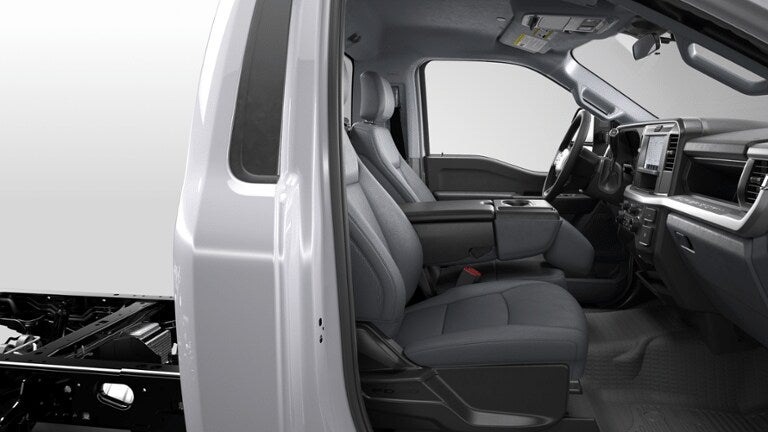 2026 Ford F-550 Chassis Cab F-550® XL
