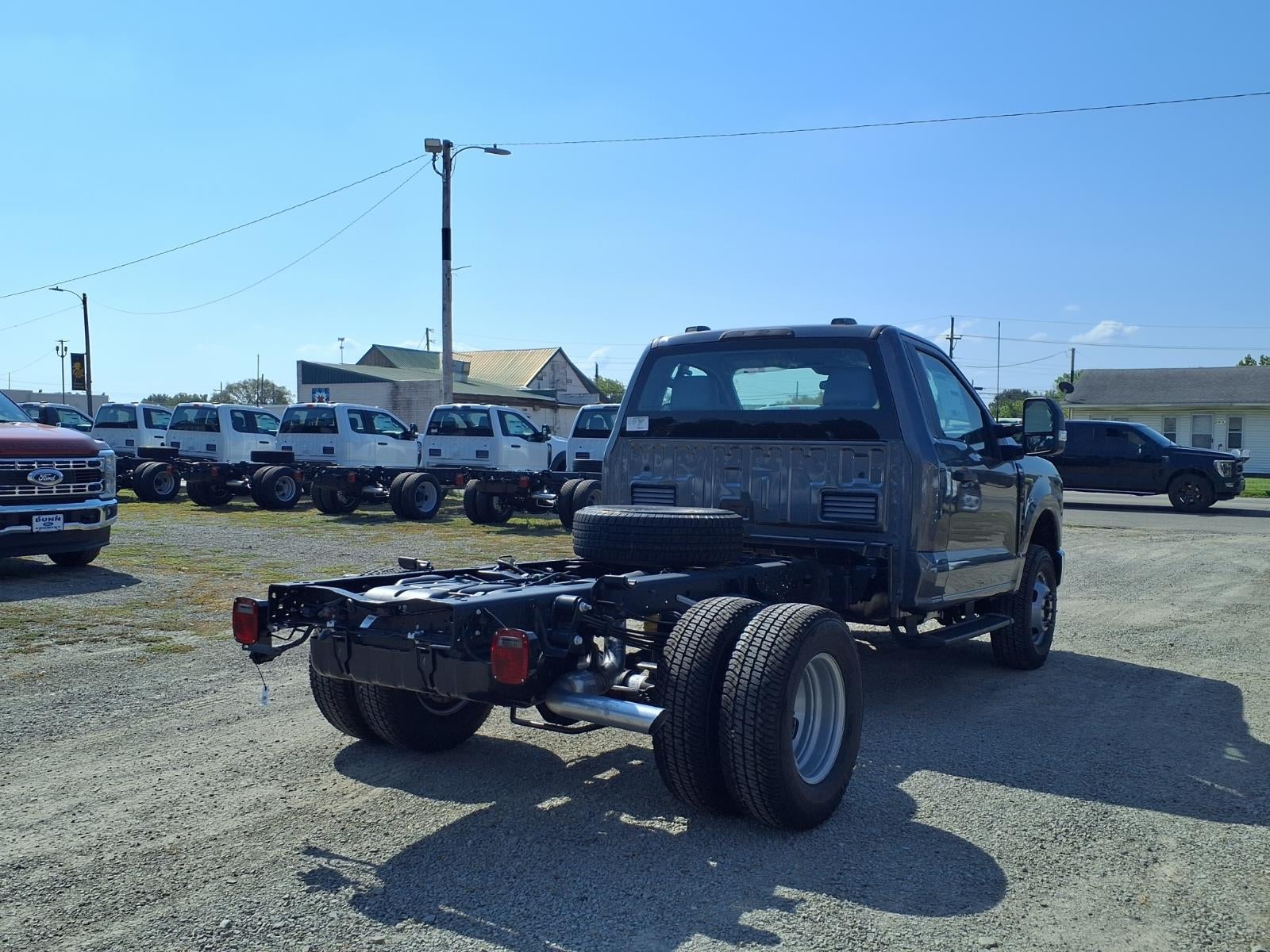 2027 Ford F-350 XL