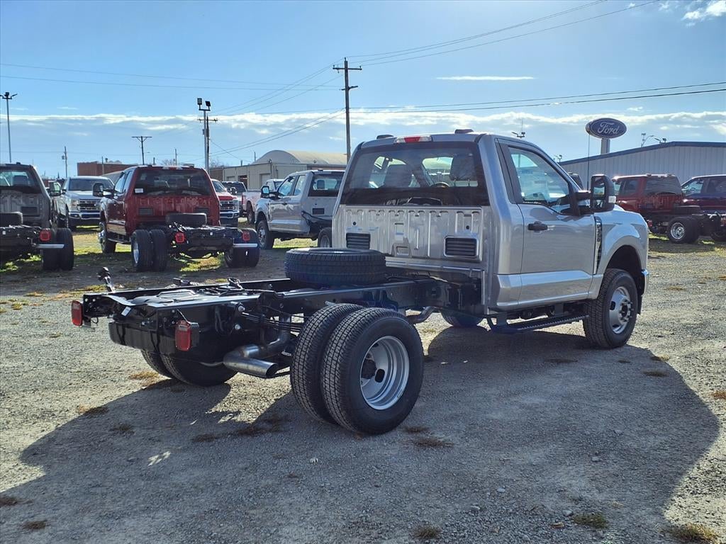 2026 Ford F-350 Super Duty XL