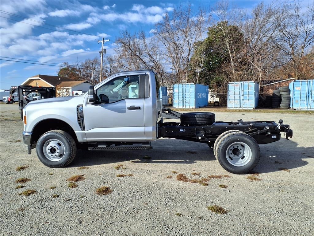 2026 Ford F-350 Super Duty XL