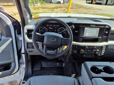 2026 Ford F-550 Chassis Cab F-550® XL