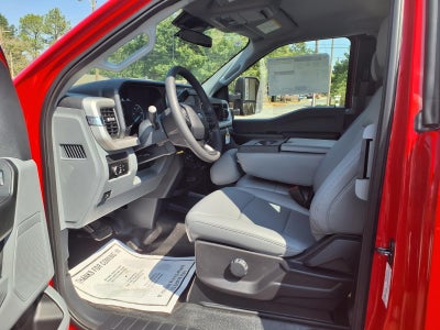 2027 Ford F-550 Chassis Cab F-550® XL