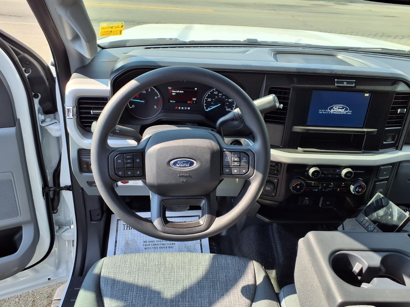 2026 Ford F-550 Chassis Cab F-550® XLT
