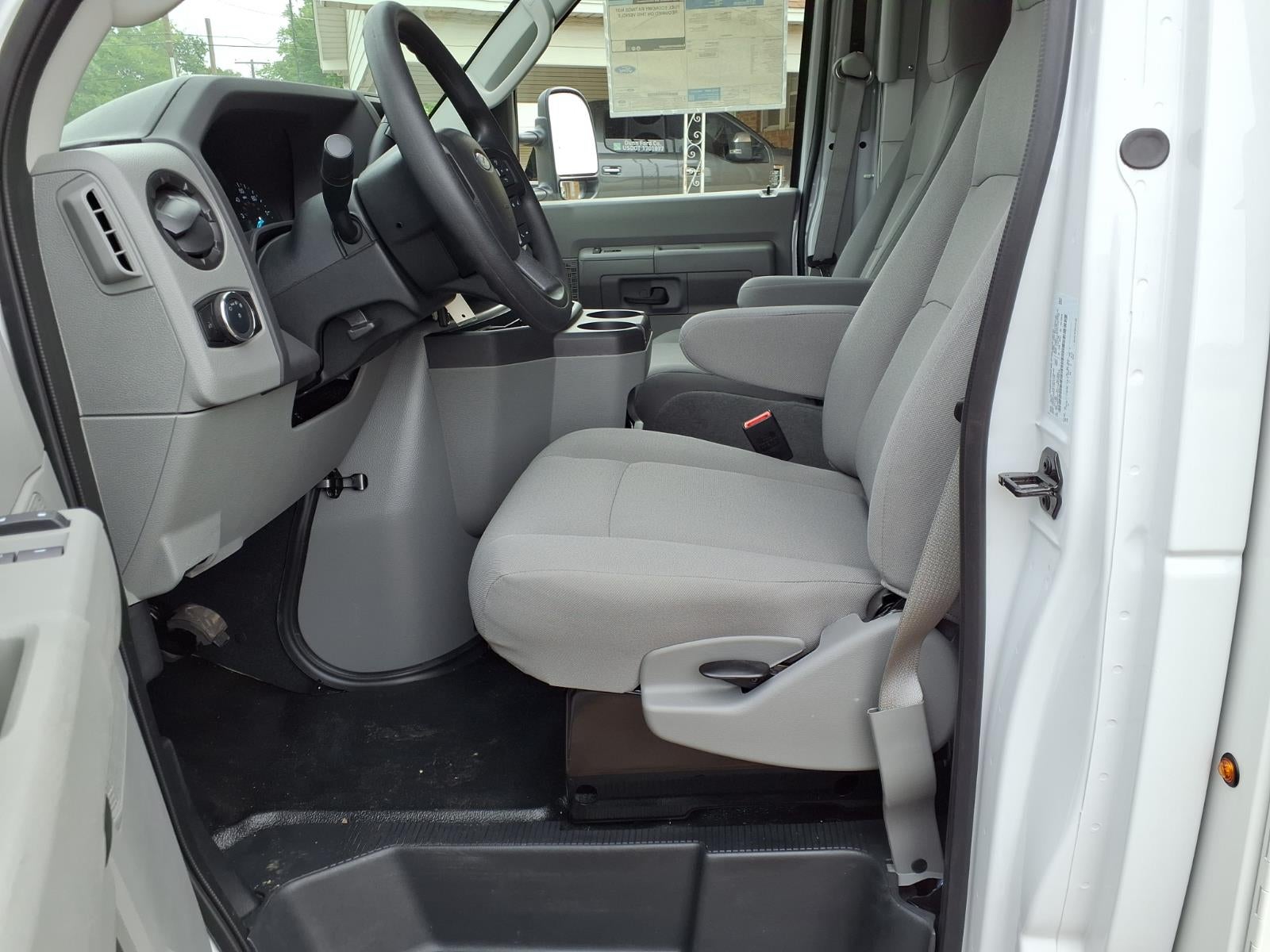 2026 Ford E-Series E-350 SD