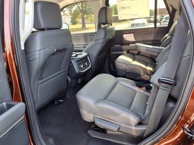 2027 Ford Expedition Active