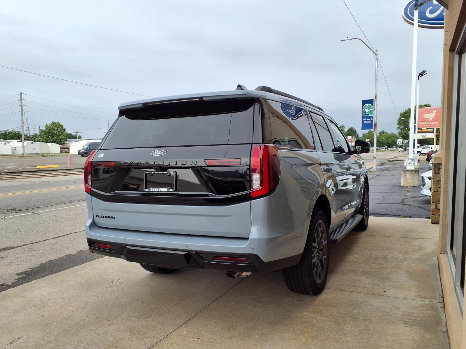 2026 Ford Expedition Platinum
