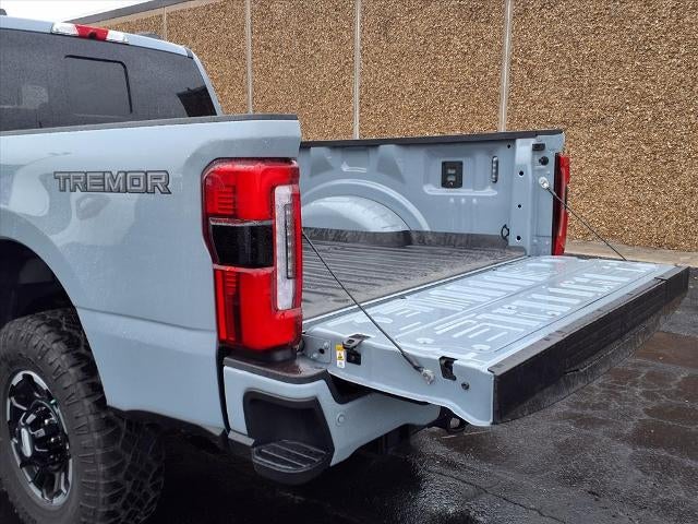 2025 Ford F-250 Super Duty Platinum