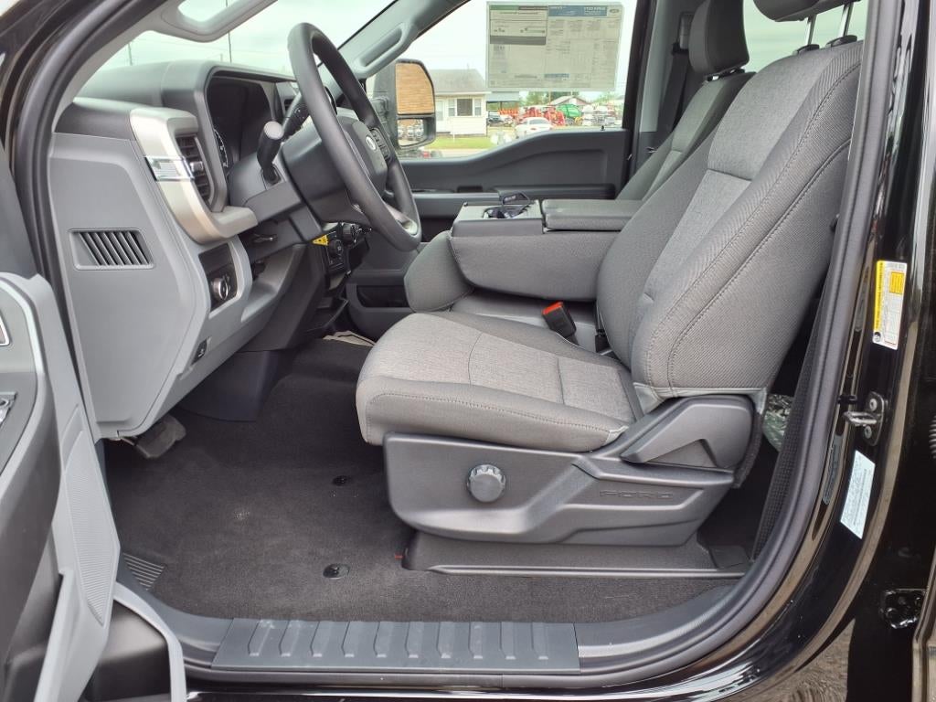 2025 Ford F-250 Super Duty XL