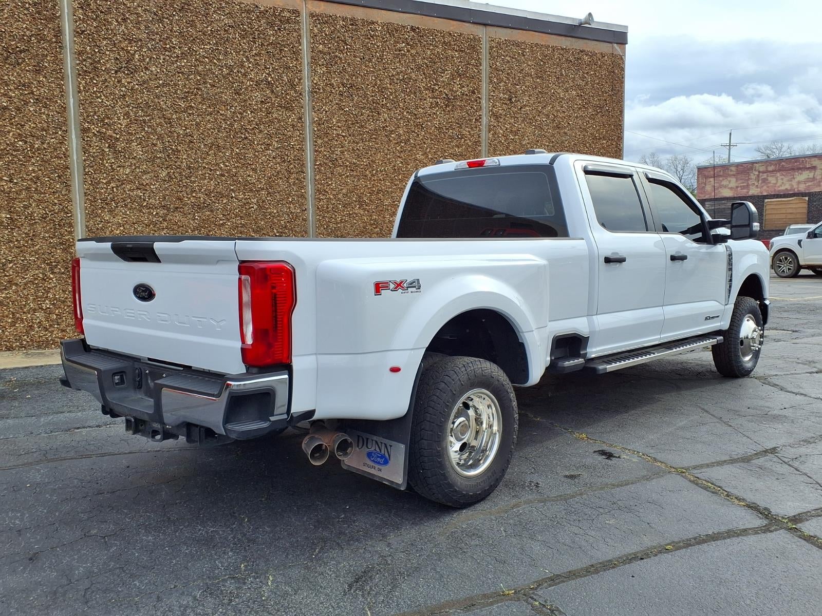 2025 Ford F-350 Super Duty XL