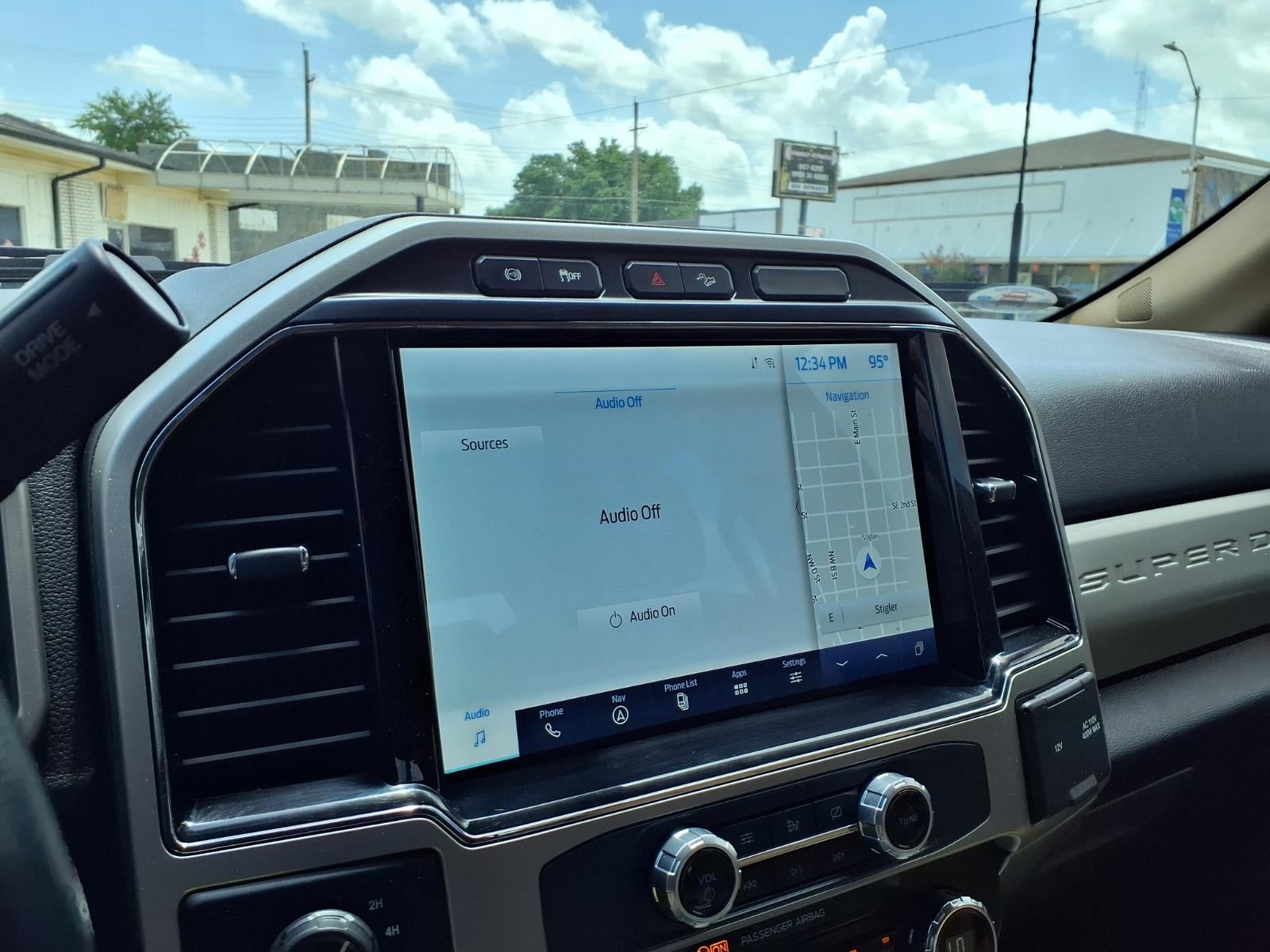 2022 Ford F-350 Super Duty Lariat