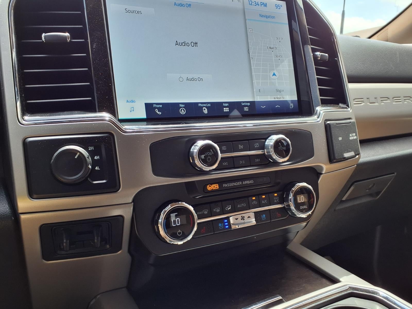 2022 Ford F-350 Super Duty Lariat