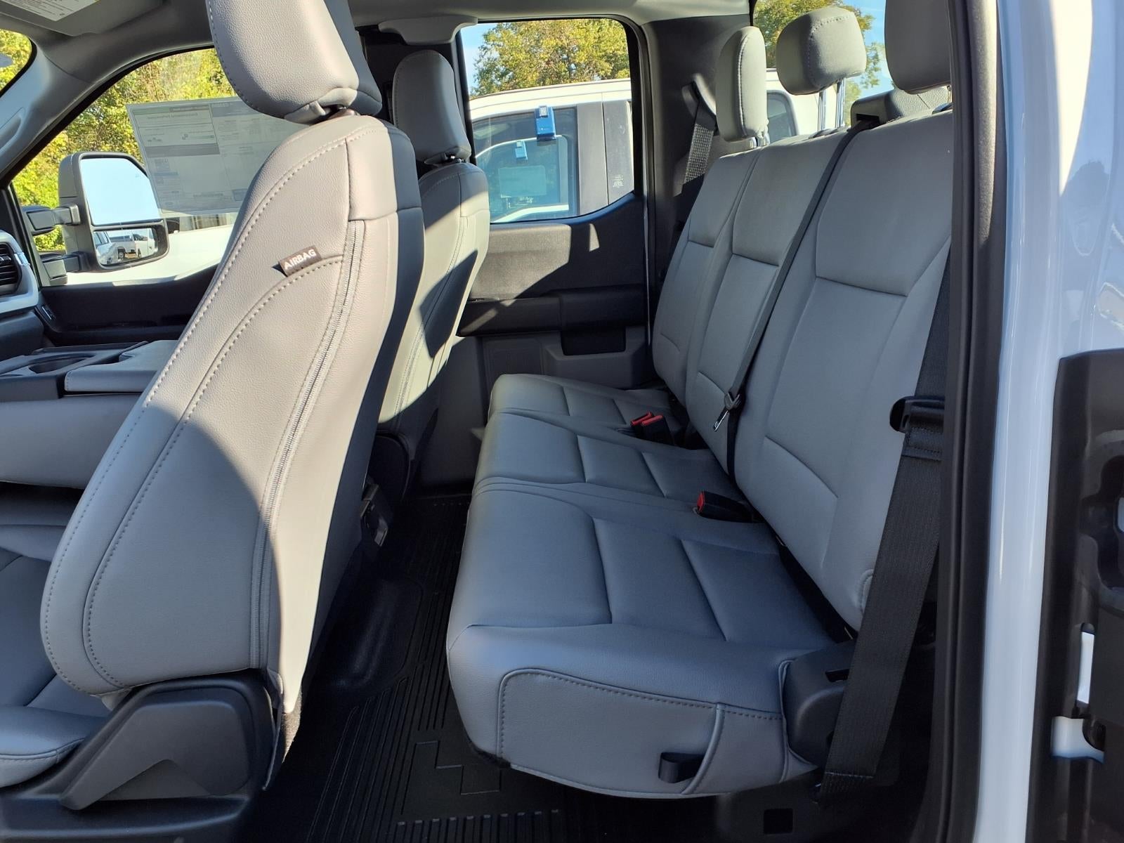 2027 Ford F-250 Super Duty XL