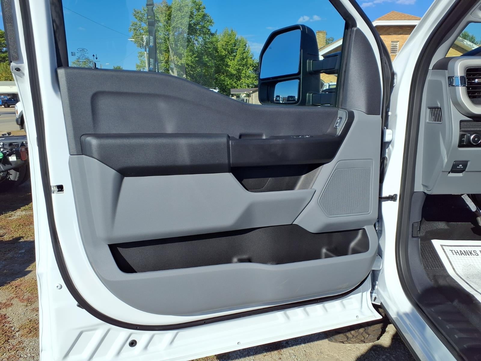 2027 Ford F-250 Super Duty XL